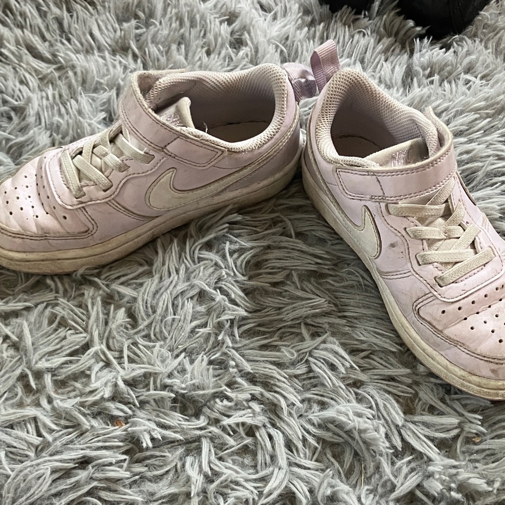 Nike Kids Light Lavender Sneakers AF1 Velcro